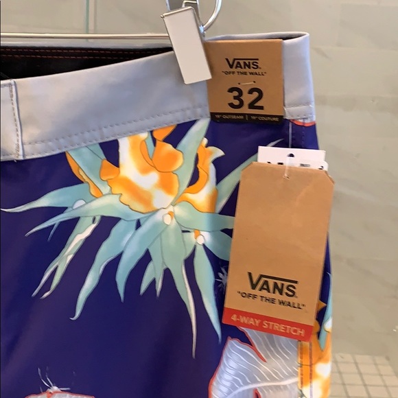 NWT Van’s shorts - Picture 2 of 6